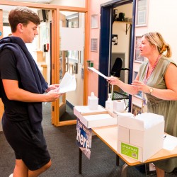 alevelresultsday130820 020 alevelresultsday130820 020