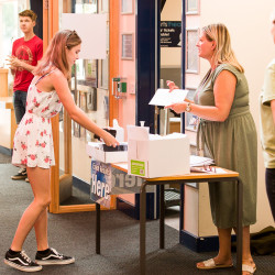 alevelresultsday130820 032 alevelresultsday130820 032